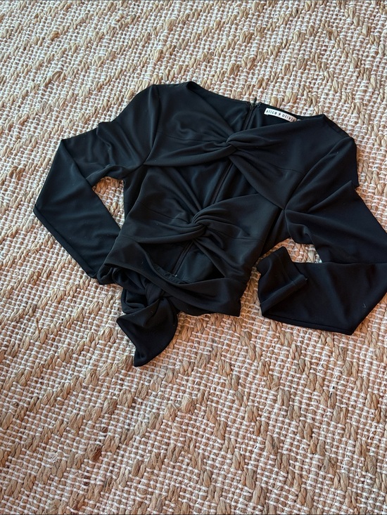 Alice + Olivia Tops - Alice + Olivia Black Twist-Knot Long Sleeve Crop Top